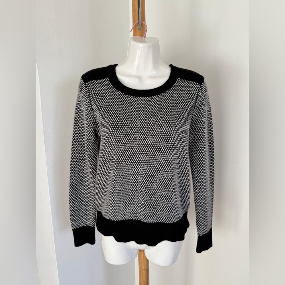 Banana Republic Monochrome Women's Sweater